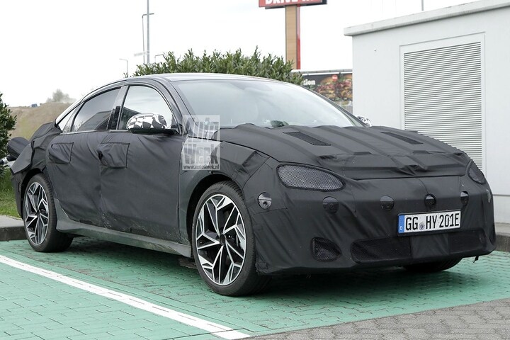 Spyshots Hyundai Ioniq 6