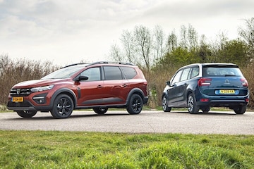 Dacia Jogger vs. Citroën C4 Spacetourer
