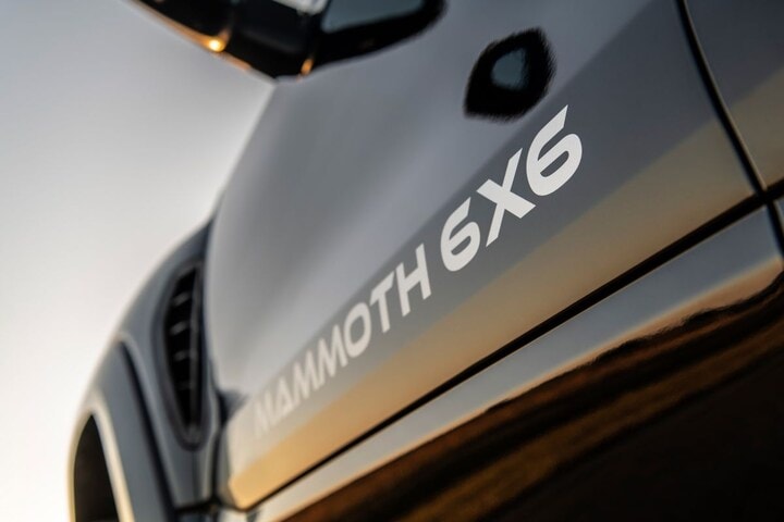 Hennessey Mammoth 1000 6x6 TRX