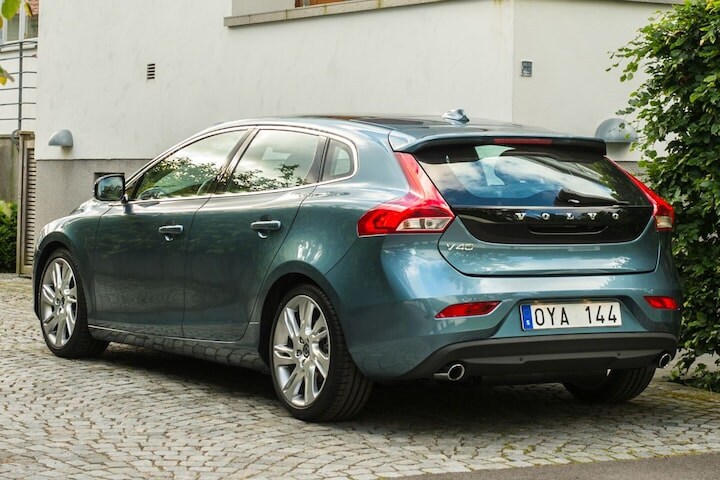 Volvo V40 Facelift Friday
