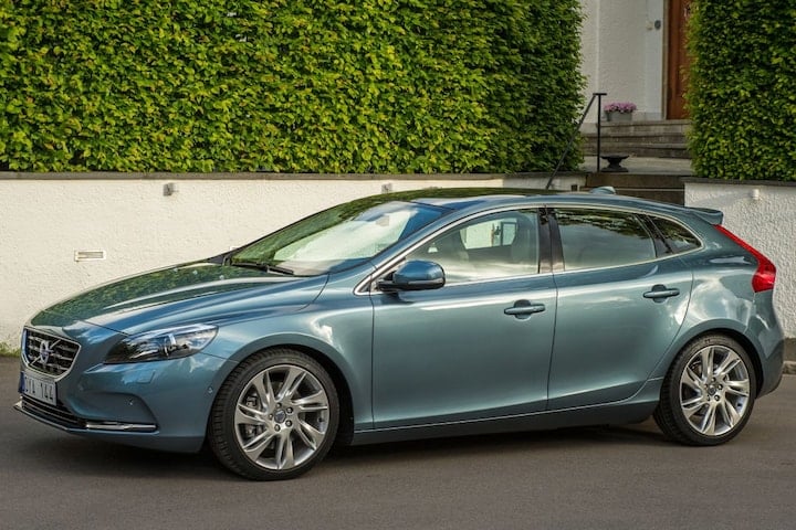 Volvo V40 Facelift Friday