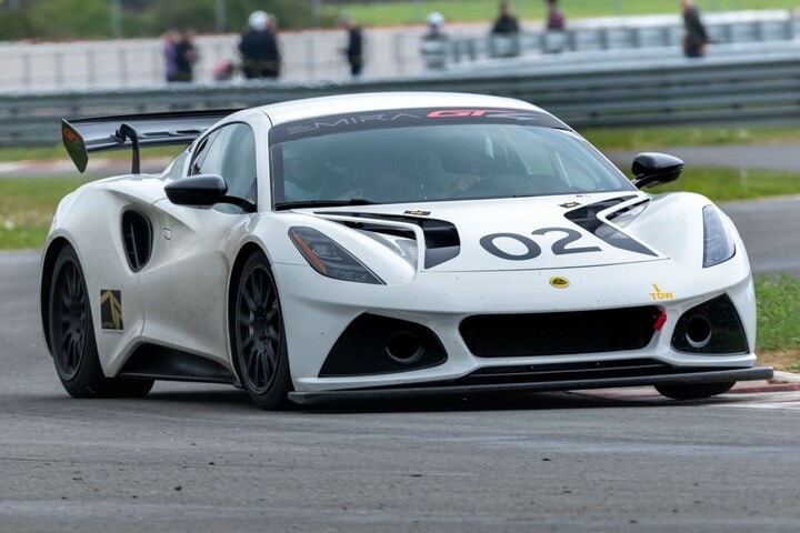Lotus Emira GT4