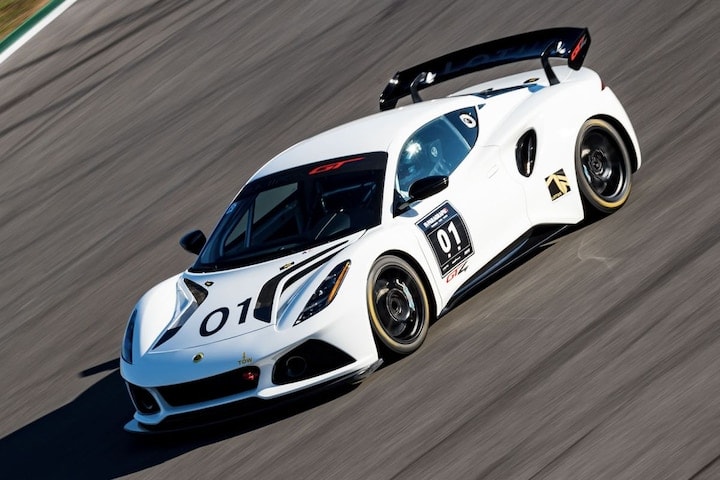 Lotus Emira GT4