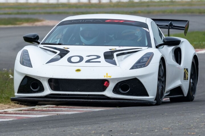 Lotus Emira GT4