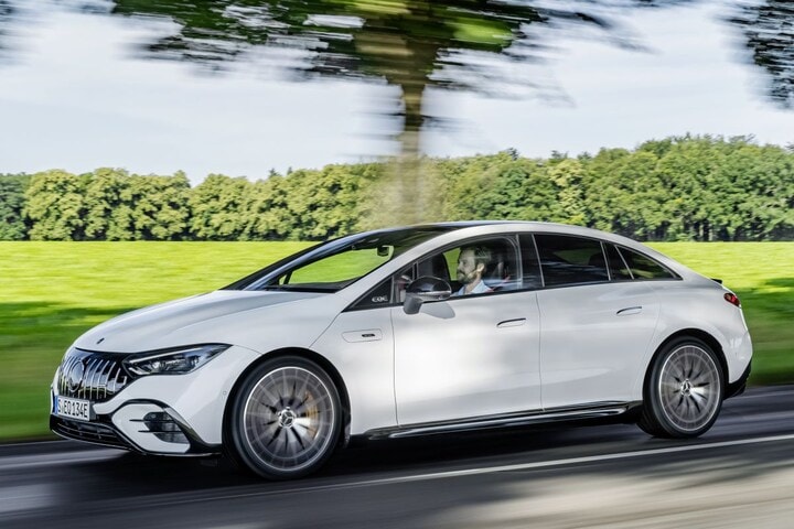 Mercedes-Benz EQE 53 AMG