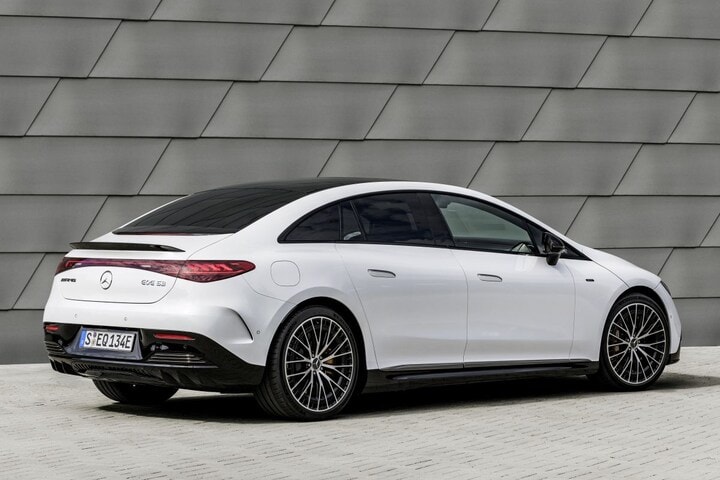 Mercedes-Benz EQE 53 AMG