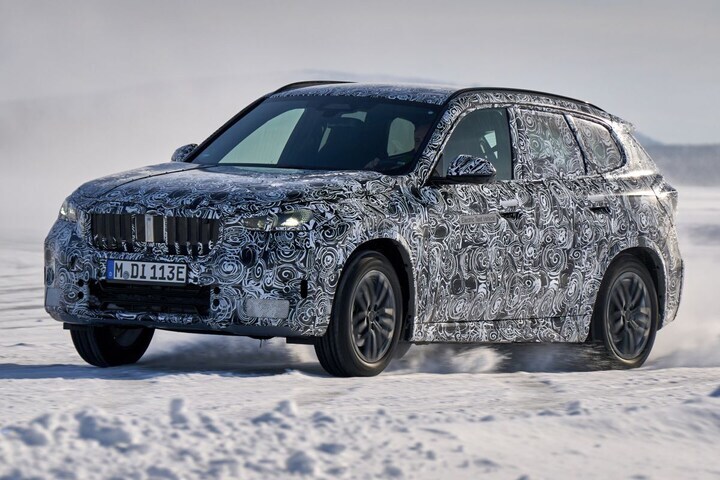 BMW iX1