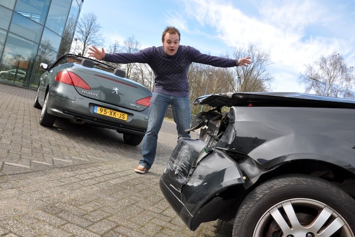 Schade deuk parkeerschade