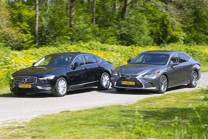 Volvo S90 vs Lexus ES