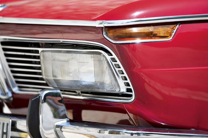 BMW 2000