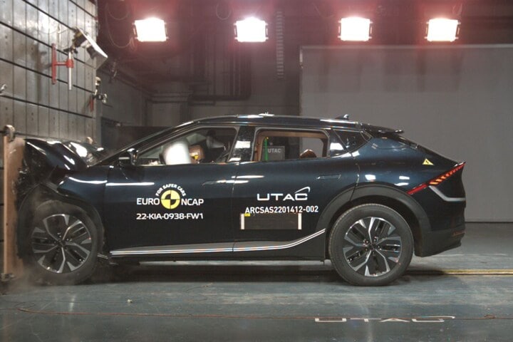 Euro NCAP 308, Astra, C-klasse, Multivan, EV6, C40