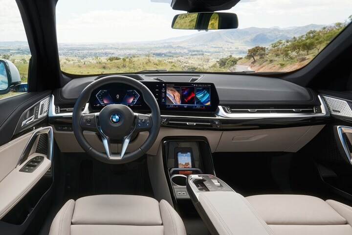 BMW X1 xDrive30i