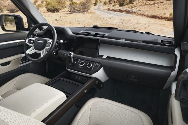 Land Rover Defender 130