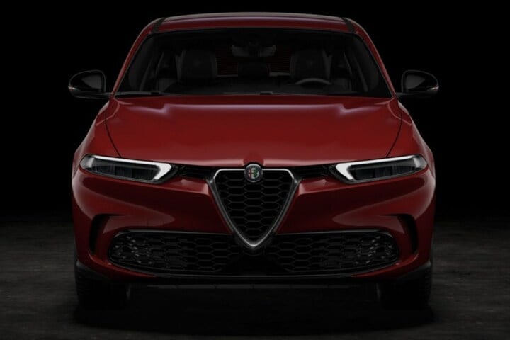 Alfa Romeo Tonale back to basics