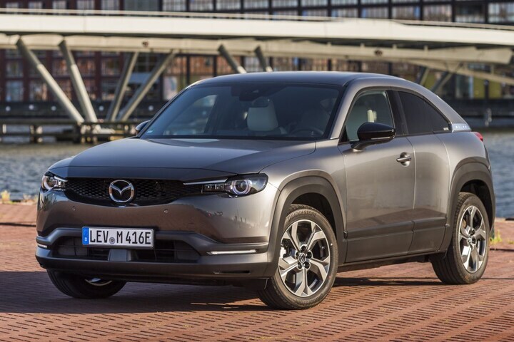Nieuwe uitvoeringen voor Mazda MX-30
