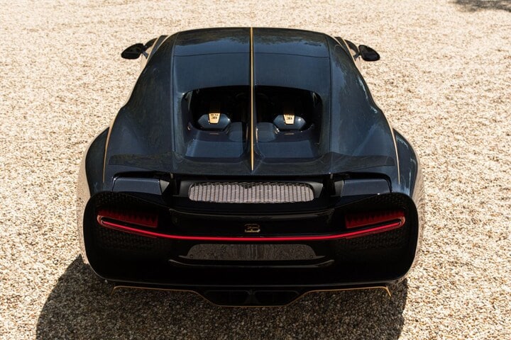 Bugatti Chiron L'ébé