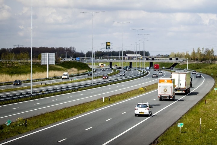 Snelweg A6 Almere (ANP)