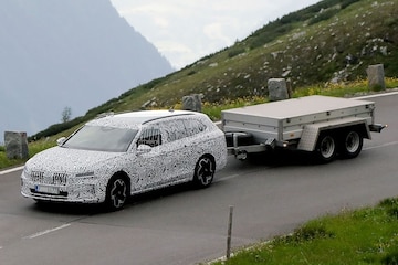 Spyshots Skoda Superb