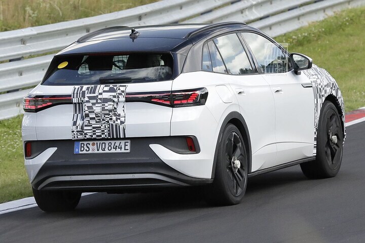 Spyshots Cupra Tavascan