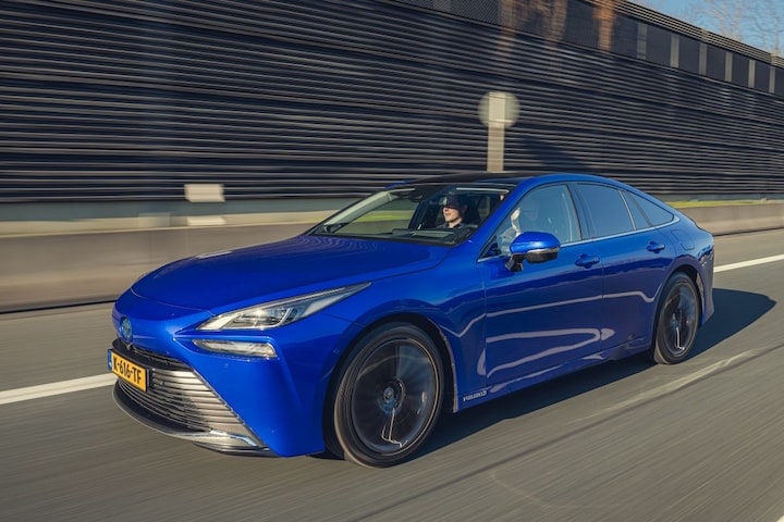 Toyota Mirai waterstof vs EV