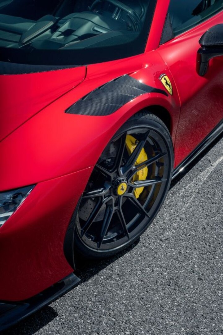 Ferrari SF90 Stradale Novitec