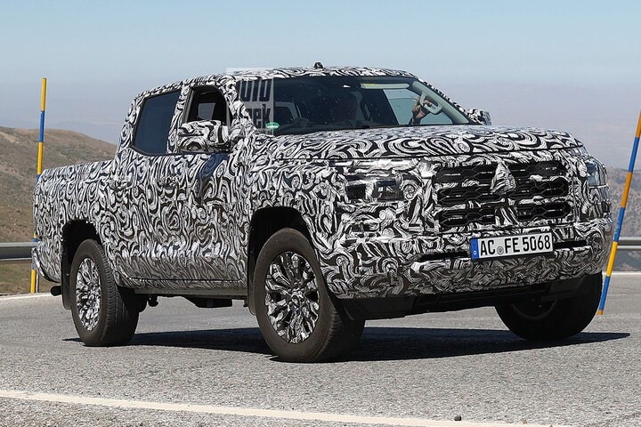 Spyshots Mitsubishi L200