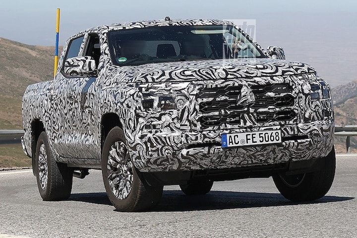 Spyshots Mitsubishi L200