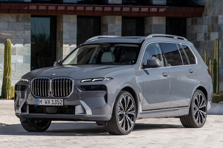 BMW X7