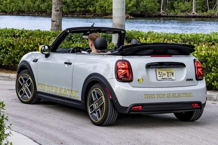 MINI Electric Cabrio
