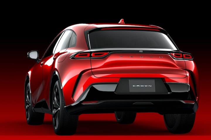 Toyota Crown Sport