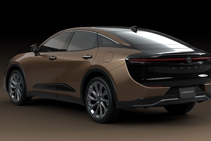 Toyota Crown Crossover