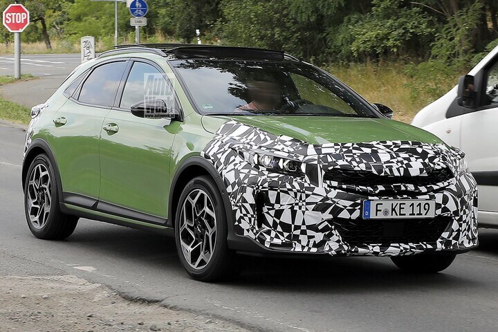 Spyshots Kia XCeed facelift