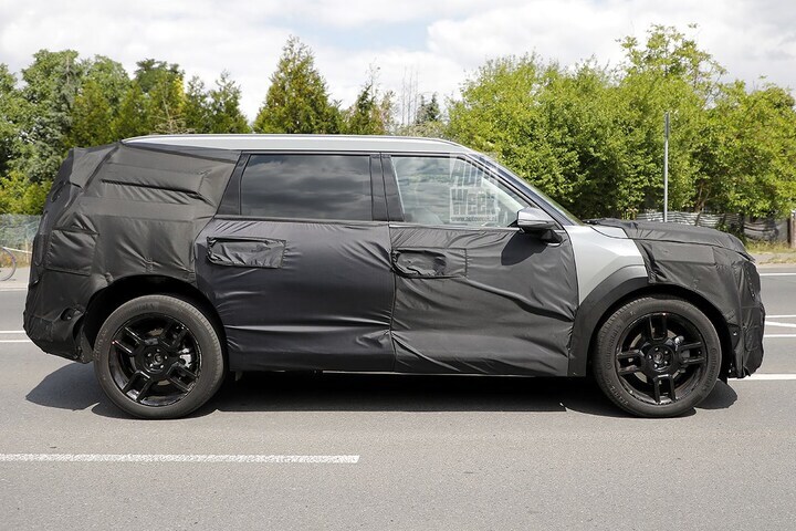 Kia EV9 spyshots