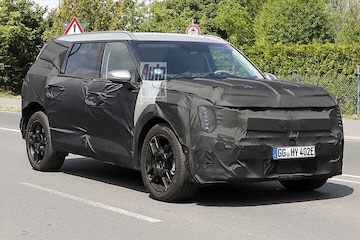 Kia EV9 spyshots
