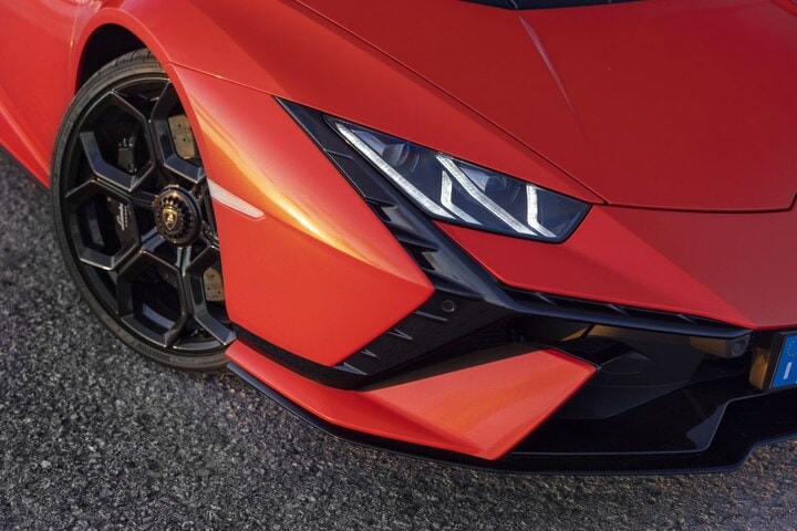 Lamborghini Huracán Tecnica - Eerste Rijtest: zo rijdt de GT3 Touring van Lambo