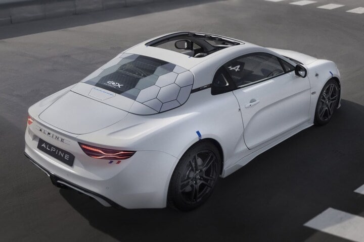 Alpine A110 E-ternité