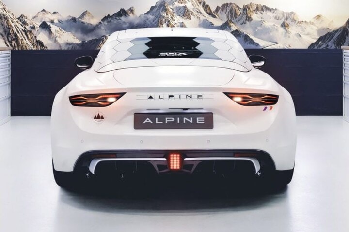 Alpine A110 E-ternité