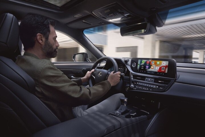Lexus ES 300h 2022