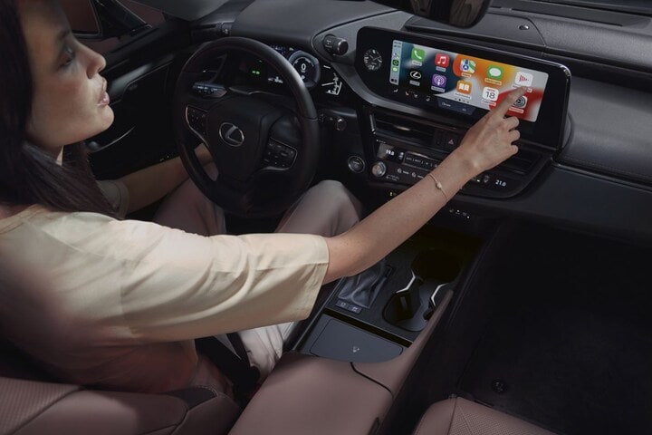 Lexus ES 300h 2022