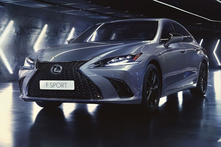 Lexus ES 300h 2022