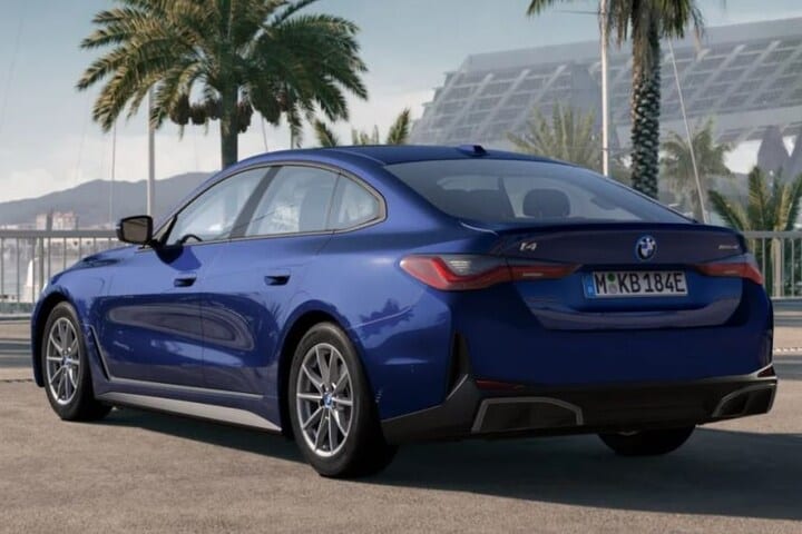 BMW i4 eDrive35