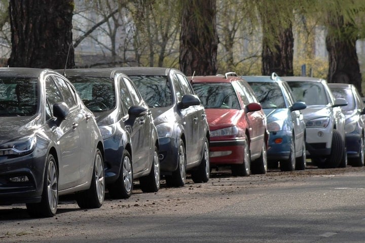 Parkeren parkeerplaats laan