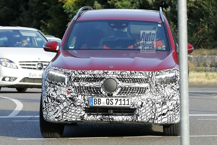 Spyshots Mercedes-Benz GLB
