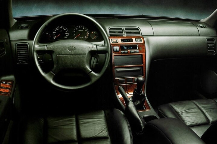 Nissan Maxima QX