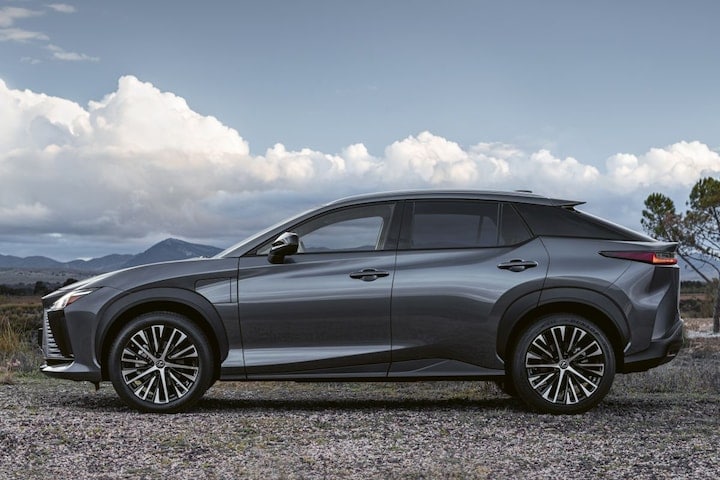 Lexus RZ