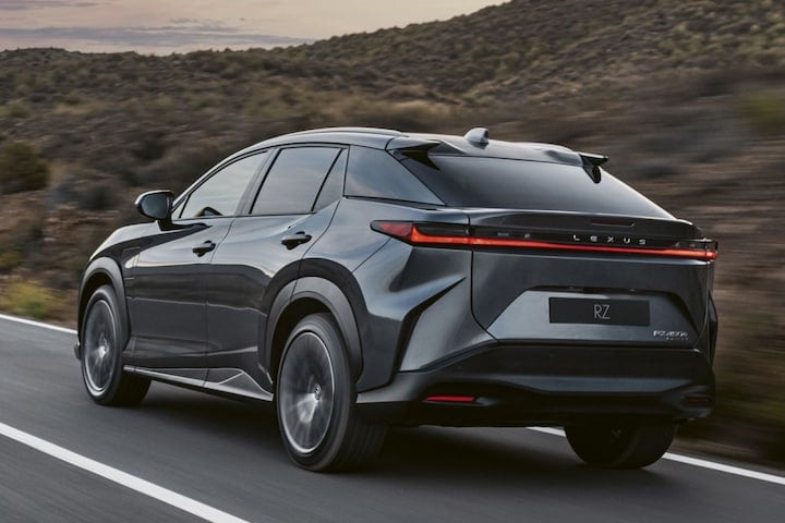Lexus RZ