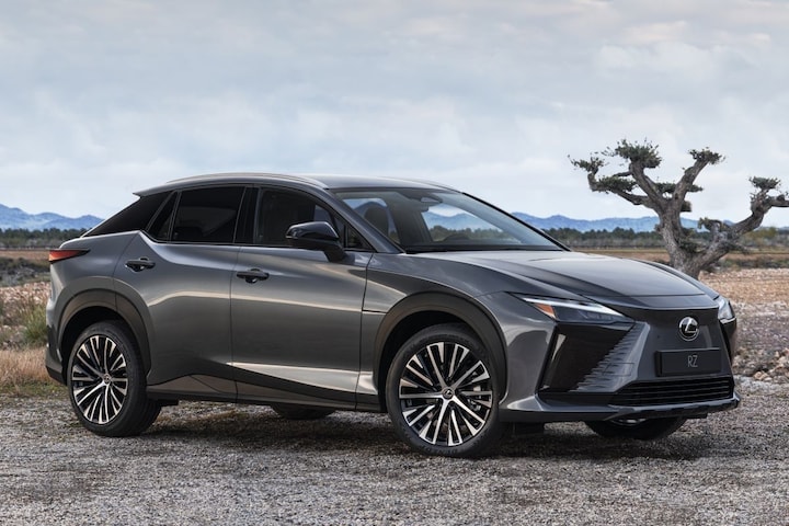 Lexus RZ