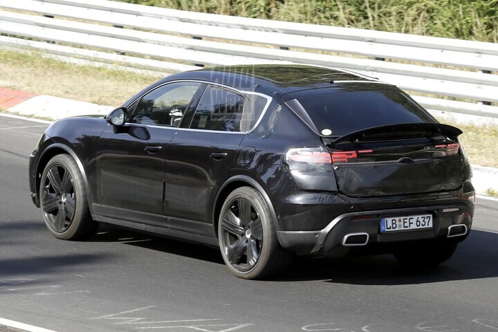 Porsche Macan EV