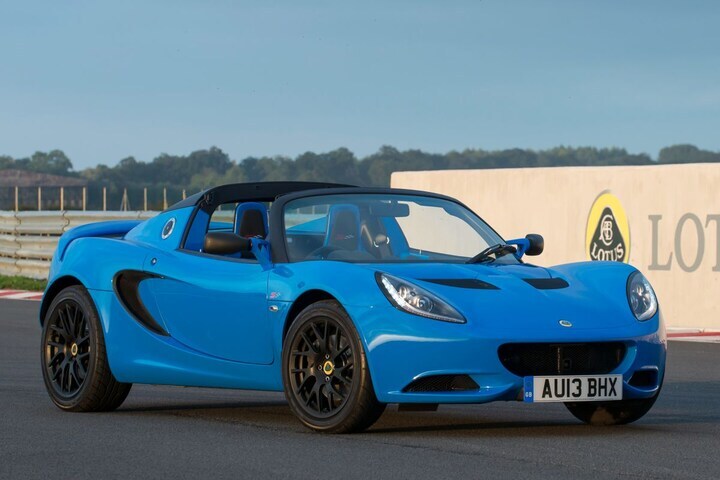 Lotus Elise facelift Friday