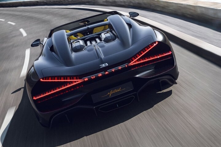 Bugatti Mistral